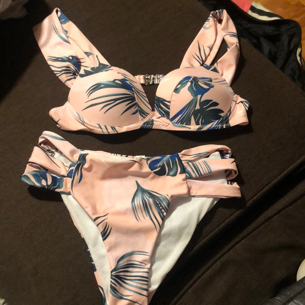 Palm beach bathing suit size small